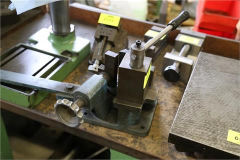 Manual bending press