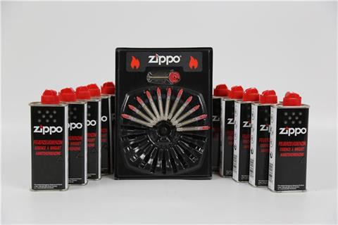 10x Zippo Feuerzeugbenzin, 12 x Zippo Feuersteinspender